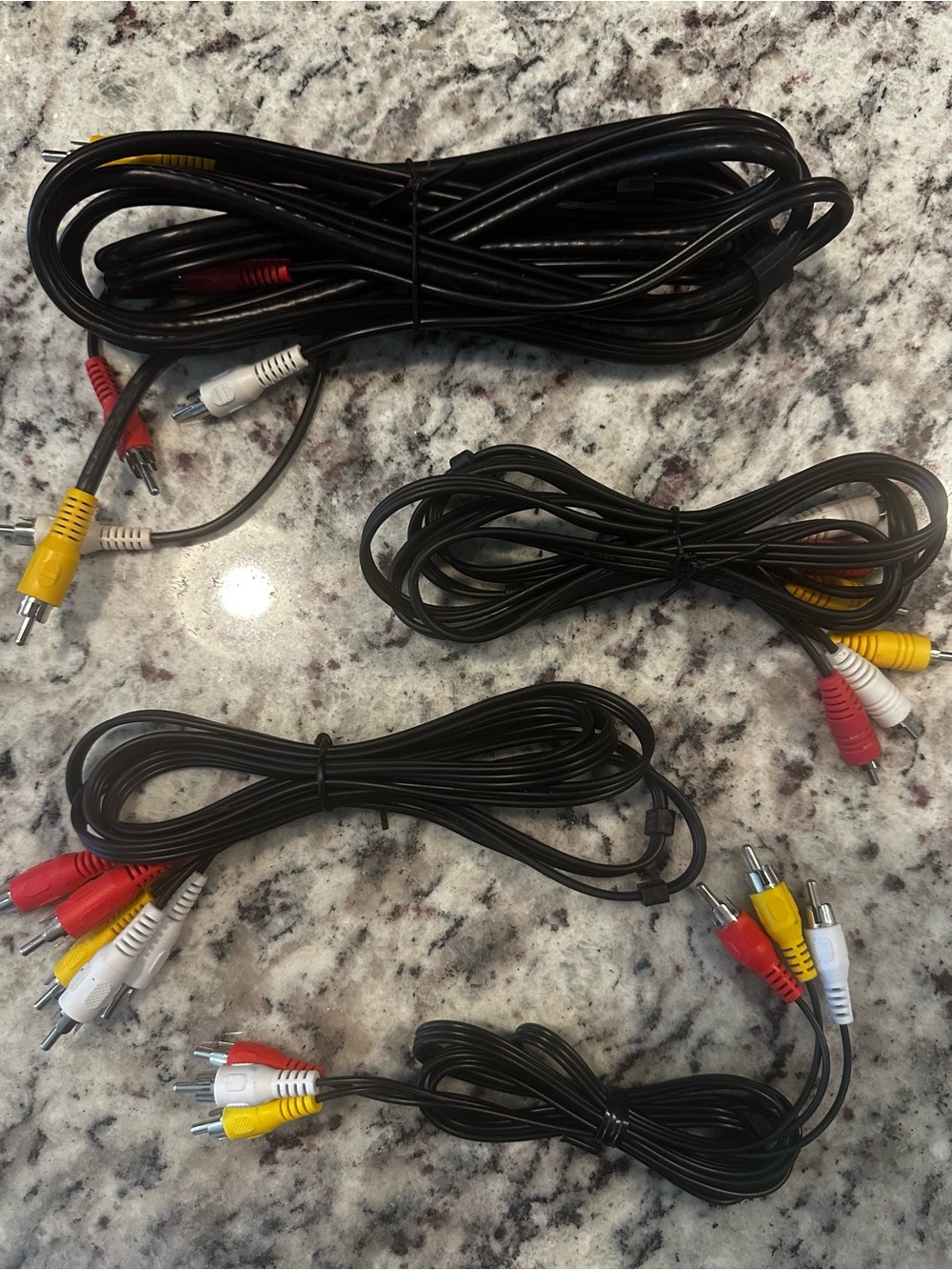 Lot of 4 RCA AV cables (video/audio)